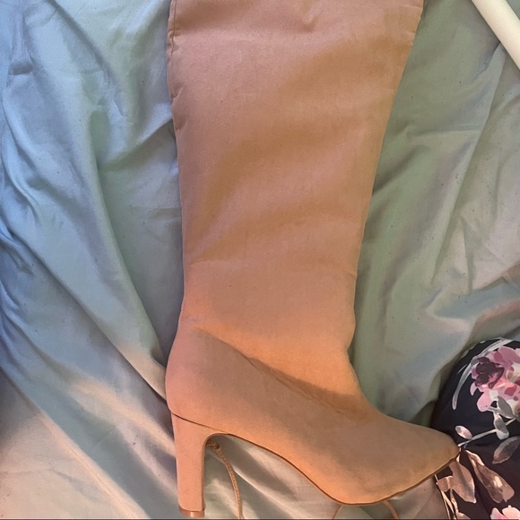 Plus size thigh high boots - Picture 4 of 4